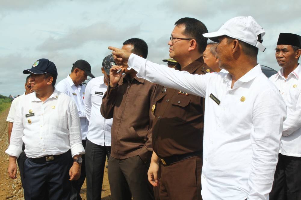 KUNJUNGAN KAJARI KE KABUPATEN TANA TIDUNG