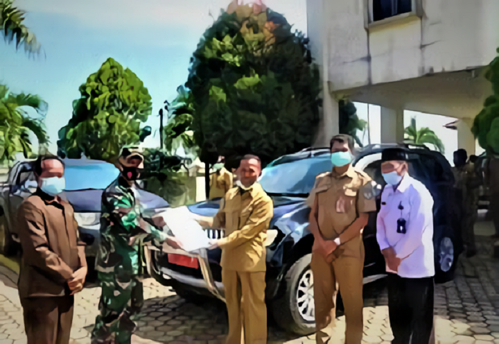 Serah Terima Kendaraan Dinas Roda Empat