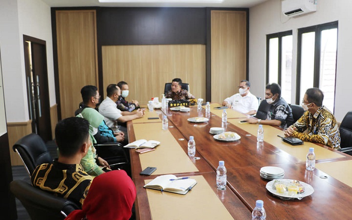 Audiensi Bupati Tana Tidung Dengan Direktur Utama Bank Kaltimtara