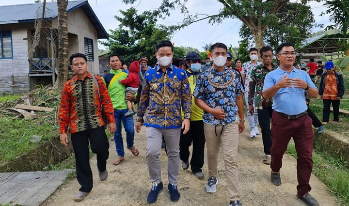 Hadiri Pesta Pernikahan Bupati Tana Tidung Menjadi Ketua Rombongan Mempelai Pria