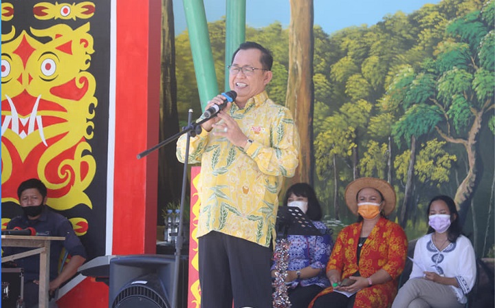 Ibadah Rutin Komunitas Kristiani