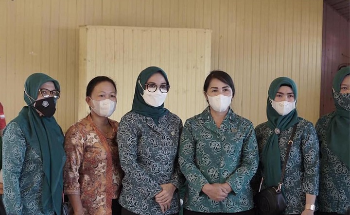 Monitoring Vaksinasi Covid-19 Desa Kapuak dan Desa Rian