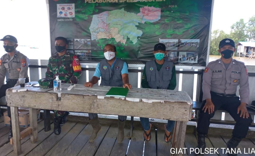 Giat Pengamanan Posko PPKM Satgas Covid-19 Dipelabuhan Rakyat Desa Tanah Merah
