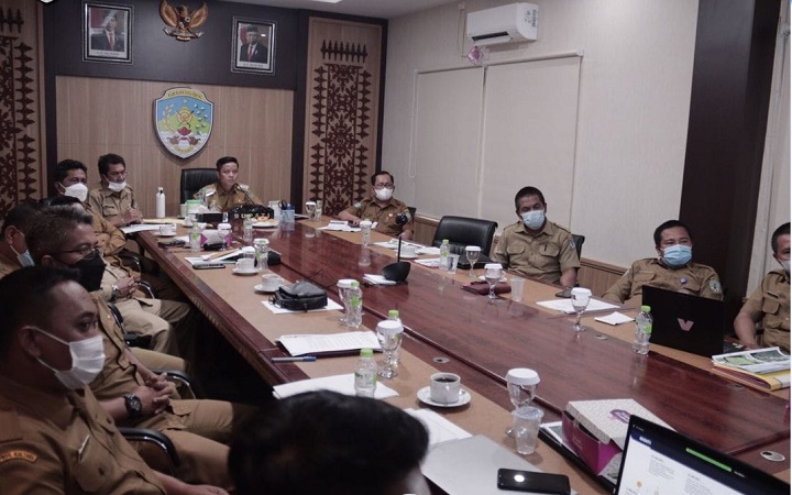 Rapat Pembahasan Permasalahan Lahan PT. Adindo Hutani Lestari Untuk Rencana Pembangunan Pusat Pemerintahan 