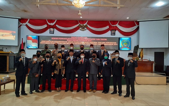 Rapat Paripurna XVII Masa Sidang III Tahun 2021