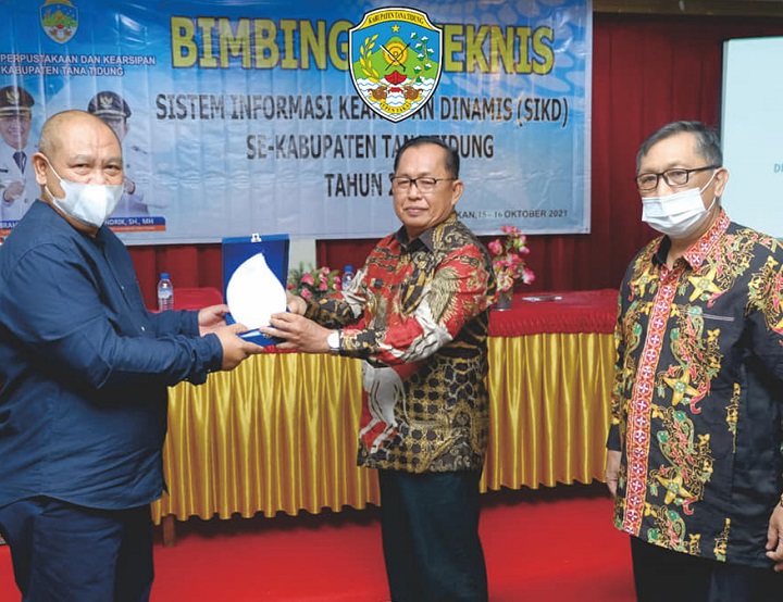 Pembukaan Bimbingan Teknis Sistem Informasi Kearsipan Dinamis (SIKD) Tingkat Kabupaten Tana Tidung