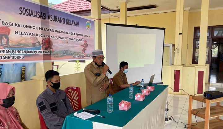 Sosialisasi Asuransi Nelayan di Kantor Desa Kantor Desa Tideng Pale