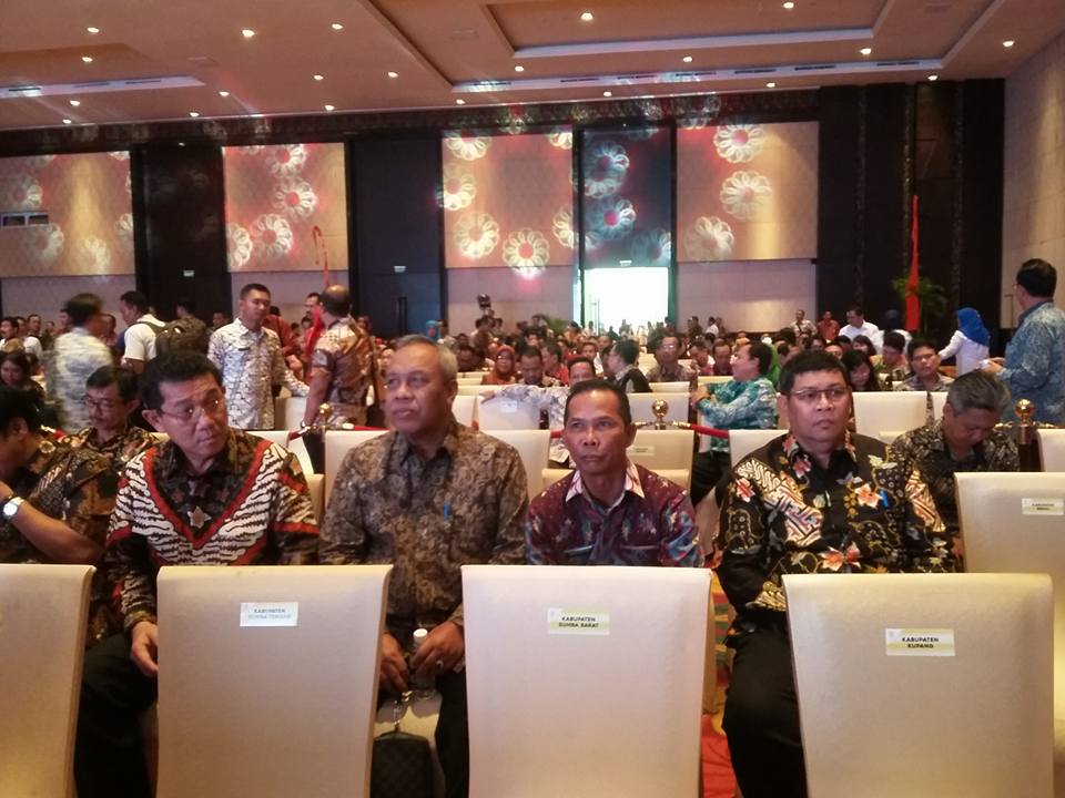 Bupati Hadiri Penyerahan Sistem Akuntabilitas Kinerja Instansi Pemerintah (SAKIP)