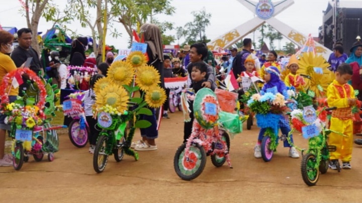 Lomba Sepeda Hias Meriahkan Peringatan HUT ke-17 Kabupaten Tana Tidung