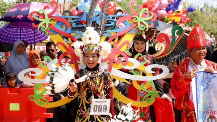 Carnaval Budaya dan Mobil Hias di RTH H. Joesoef Abdullah