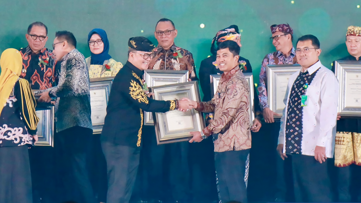 Kabupaten Tana Tidung Raih Penghargaan STBM Award 2024 dari Kementerian Kesehatan RI