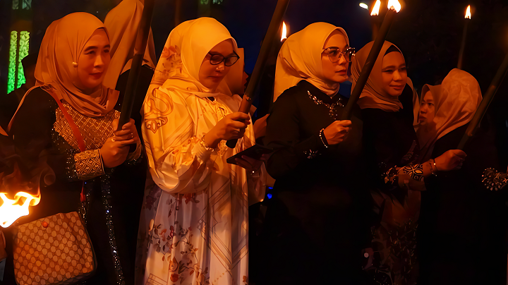 Pawai Obor Meriahkan Penyambutan Bulan Suci Ramadhan 1446 H di Tana Tidung