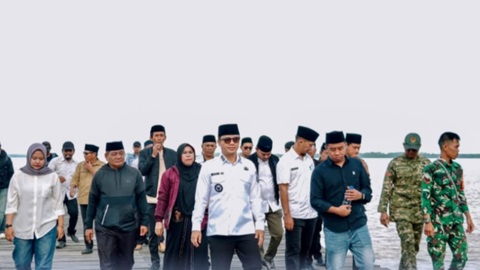 Bupati Tana Tidung dan Ketua DPRD Antarkan Almarhum Kepala Desa Sambungan ke Tempat Peristirahatan Terakhir