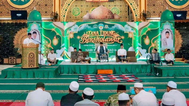 Tana Tidung Bersholawat Bersama Buya Arrazy Hasyim, Perkuat Ukhuwah dan Kecintaan kepada Rasulullah SAW