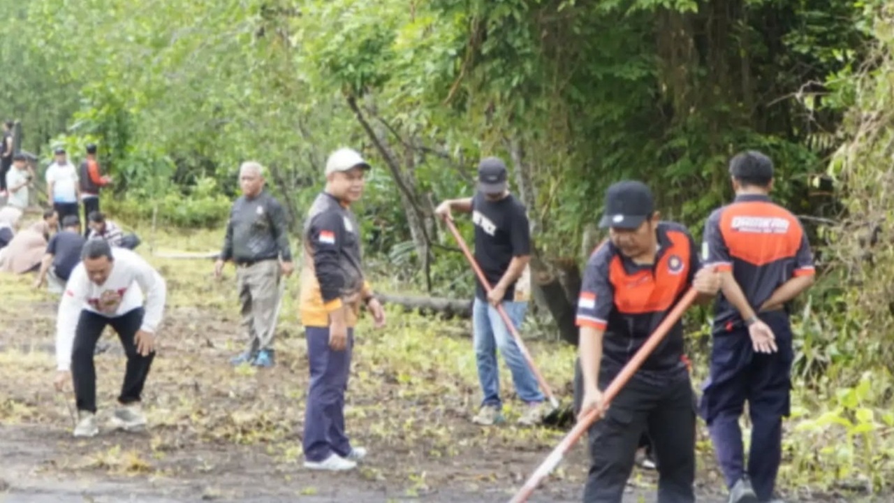 Gerakan Indonesia ASRI Kembali Digelar di Taman Mangrove Tideng Pale Timur