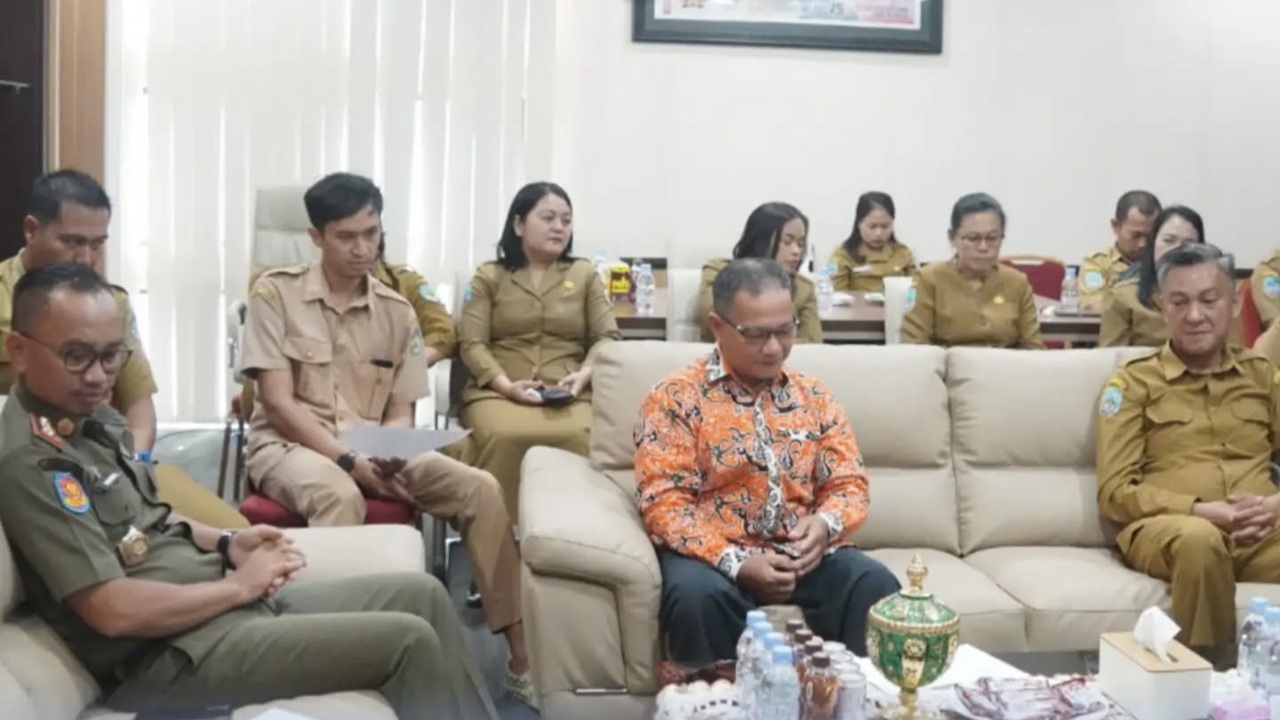 Ibadah Rutin Oikumene ASN, Perkuat Iman dan Kebersamaan dalam Pelayanan