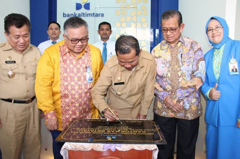 Bupati Resmikan Kantor Kas BANK KALTIMTARA Kecamatan Betayau