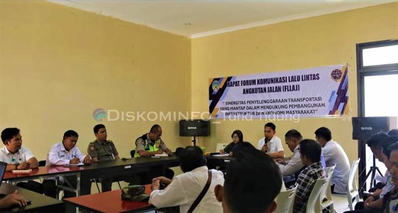 Rapat Forum Komunikasi Lalu Lintas Angkutan Jalan (FLLAJ)