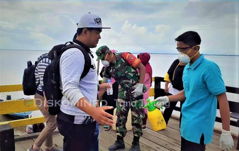 Tim Gugus Tugas Kecamatan Tana Lia Melakukan Pencegahan Penyebaran Virus