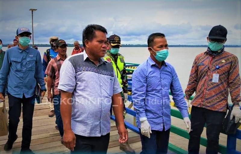  Bupati  Tana  Tidung  Memantau Langsung Posko Jaga Kab 