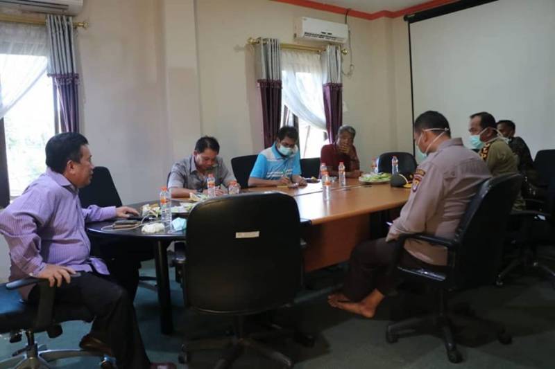 Rapat Evaluasi Penangan Antisipasi Penyebaran Covid-19
