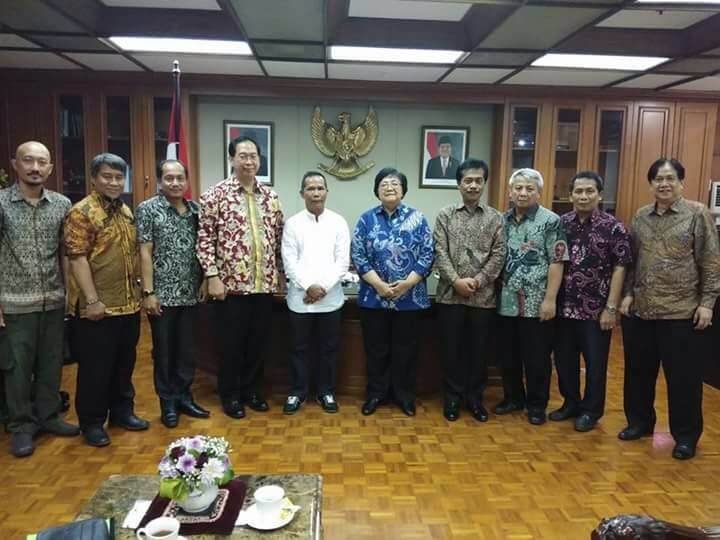 Bupati Bertemu Langsung dengan Menteri Lingkungan Hidup dan Kehutanan di Jakarta