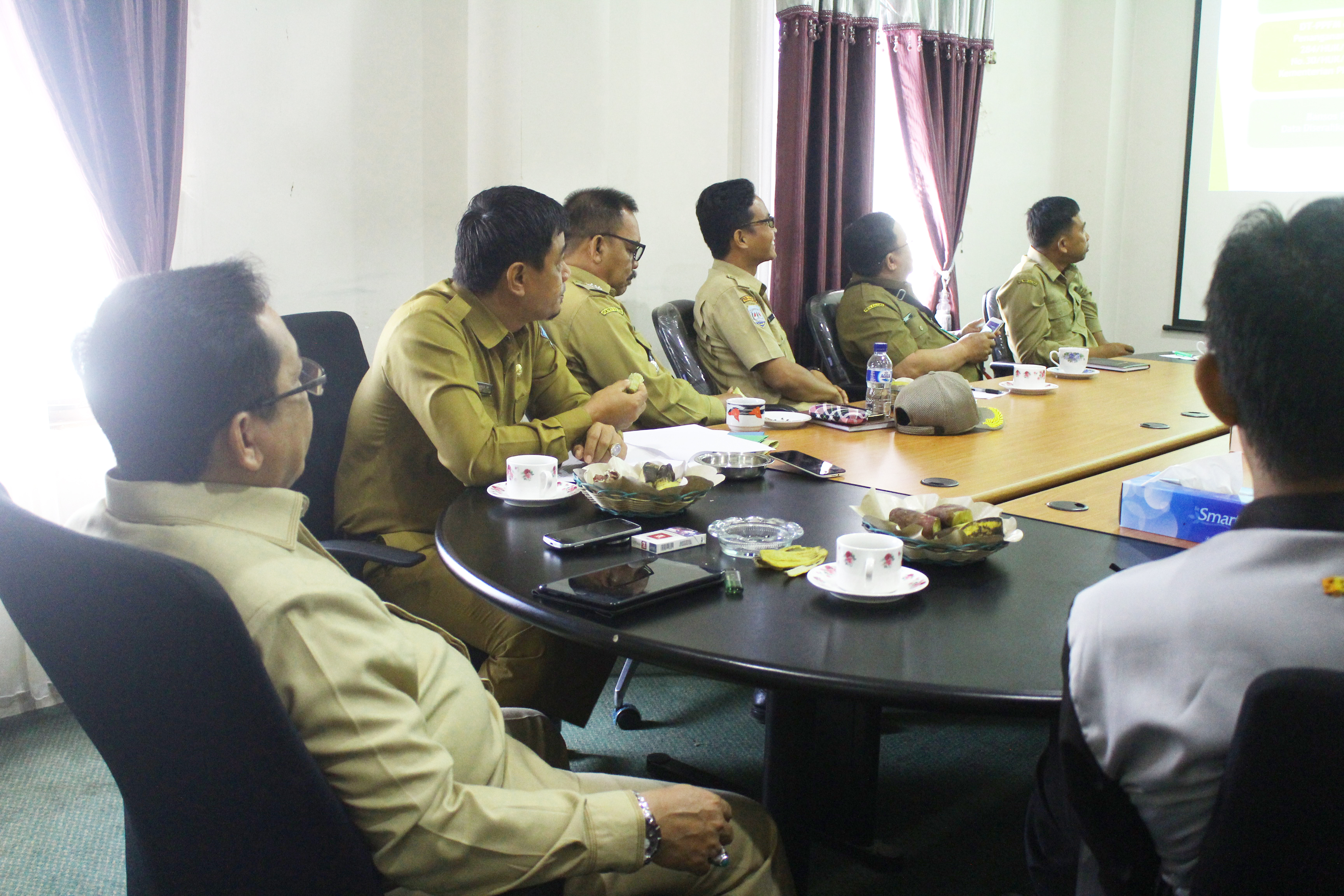 Sosialisasi dan Pembentukan Timkor bantuan sosial Rastra